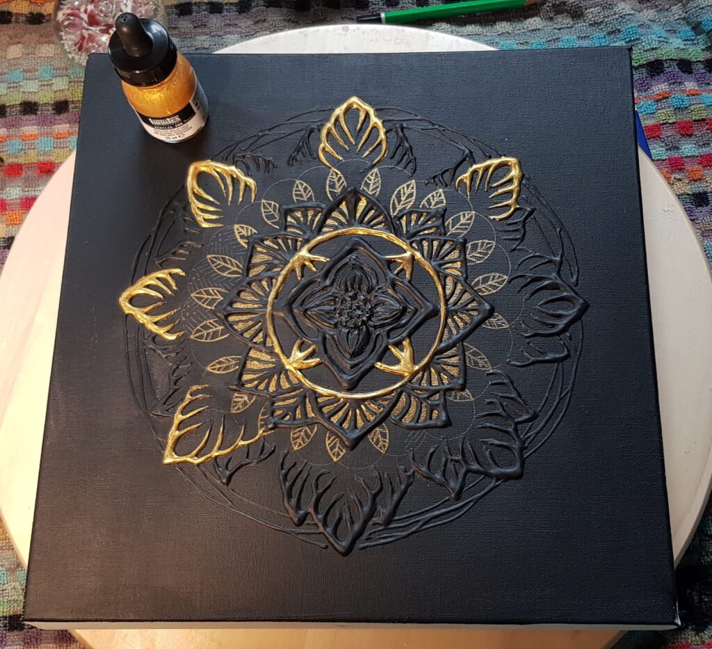 mandala-en-cours-test-encre-acrylique-liquitex
